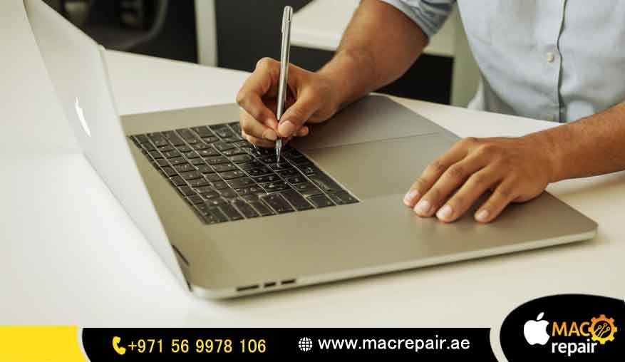 macbook screen repair in dubai